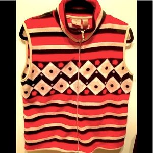 Mountain Lake RED FLEECE Vest. Size L.
Looks vintage